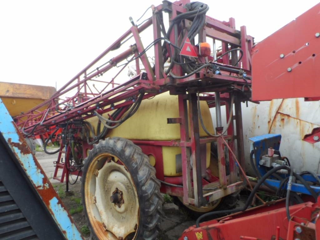 Hardi TZ2500 - Järelveetav pritsija: pilt 3 Hardi TZ2500 - Järelveetav pritsija: pilt 3