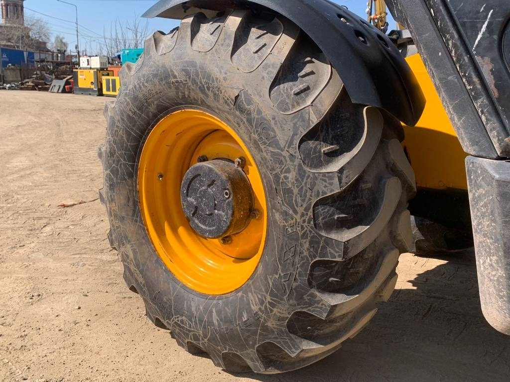 JCB 531-70 - Teleskooplaadur: pilt 5 JCB 531-70 - Teleskooplaadur: pilt 5