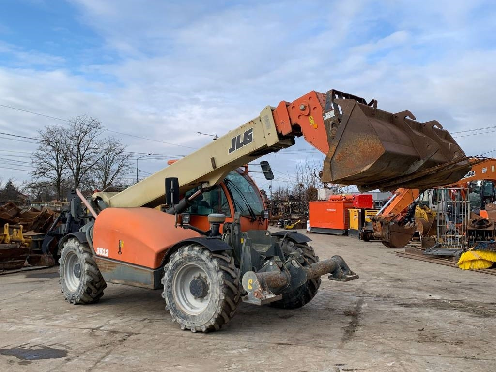 JLG 3512 - Teleskooplaadur: pilt 4 JLG 3512 - Teleskooplaadur: pilt 4