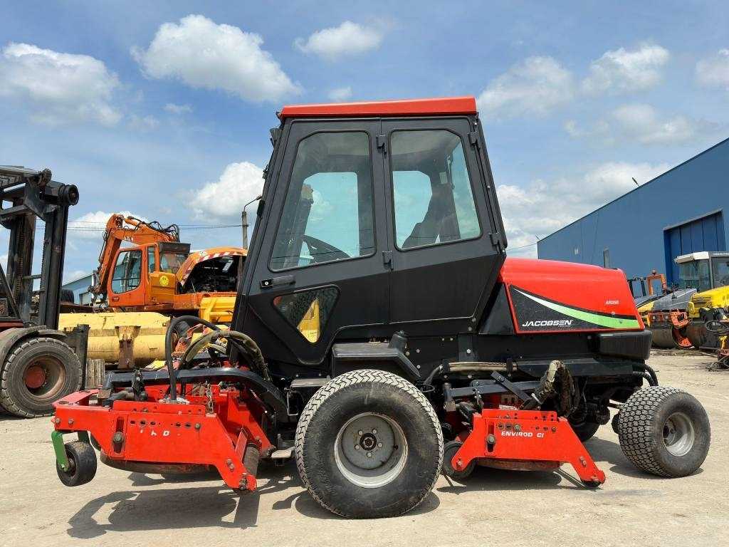 Jacobsen AR250 - Muruniiduk: pilt 2 Jacobsen AR250 - Muruniiduk: pilt 2