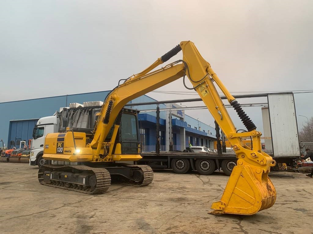 Komatsu PC 130 - Lintekskavaator: pilt 4 Komatsu PC 130 - Lintekskavaator: pilt 4