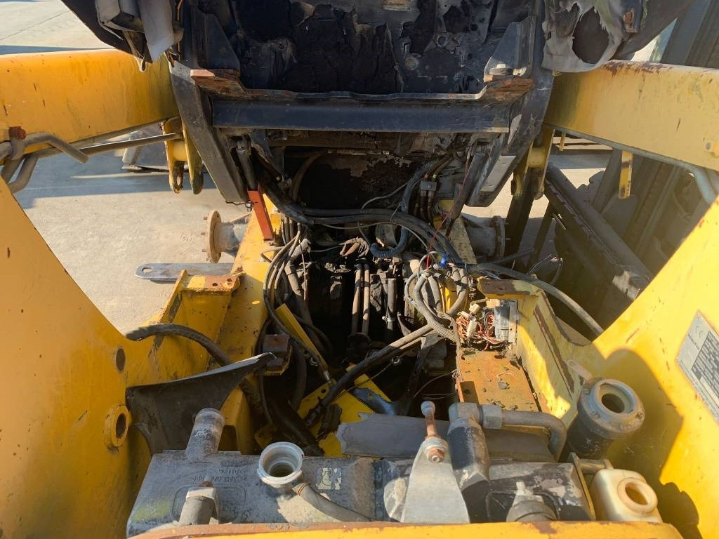Komatsu SK 714 FOR PARTS - Kompaktlaadur: pilt 4 Komatsu SK 714 FOR PARTS - Kompaktlaadur: pilt 4