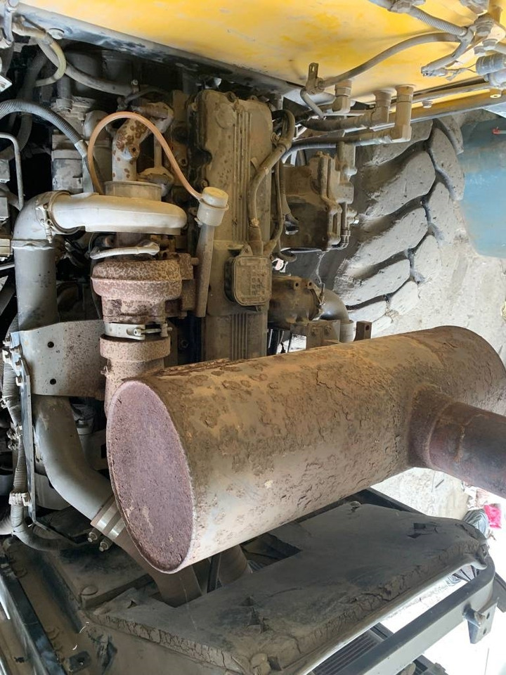 Komatsu WA 430-6 ENGINE PROBLEMS - Rataslaadur: pilt 5 Komatsu WA 430-6 ENGINE PROBLEMS - Rataslaadur: pilt 5