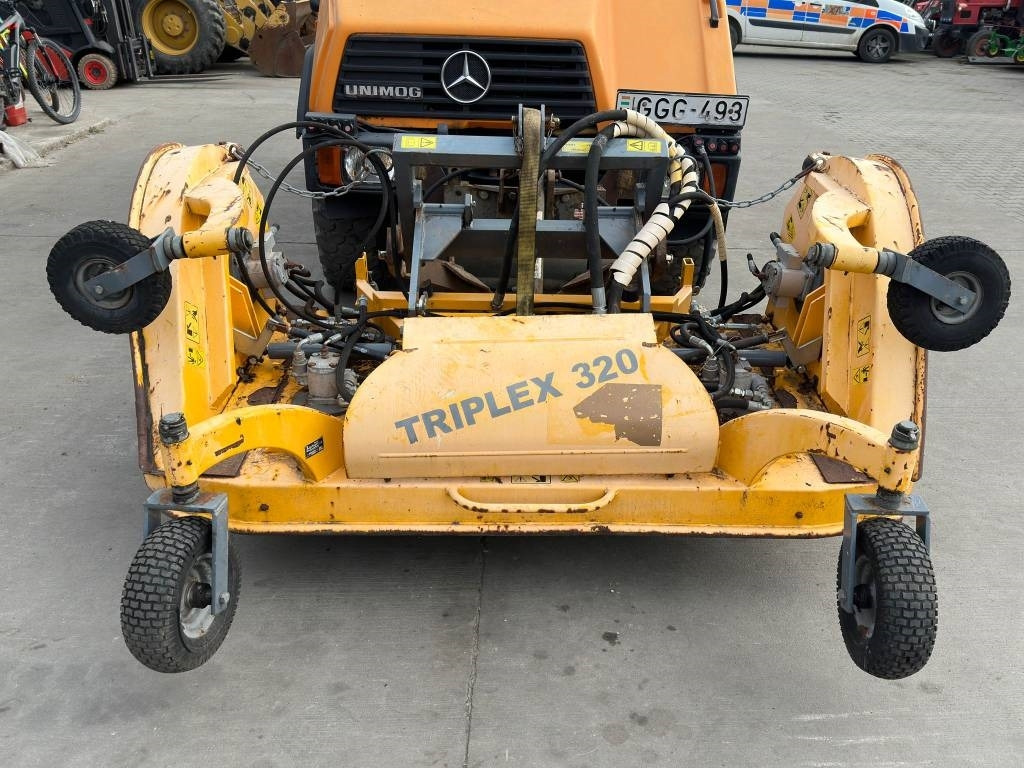 Mercedes-Benz Unimog 408/10 - Kommunaal-/ Erisõiduk: pilt 4 Mercedes-Benz Unimog 408/10 - Kommunaal-/ Erisõiduk: pilt 4