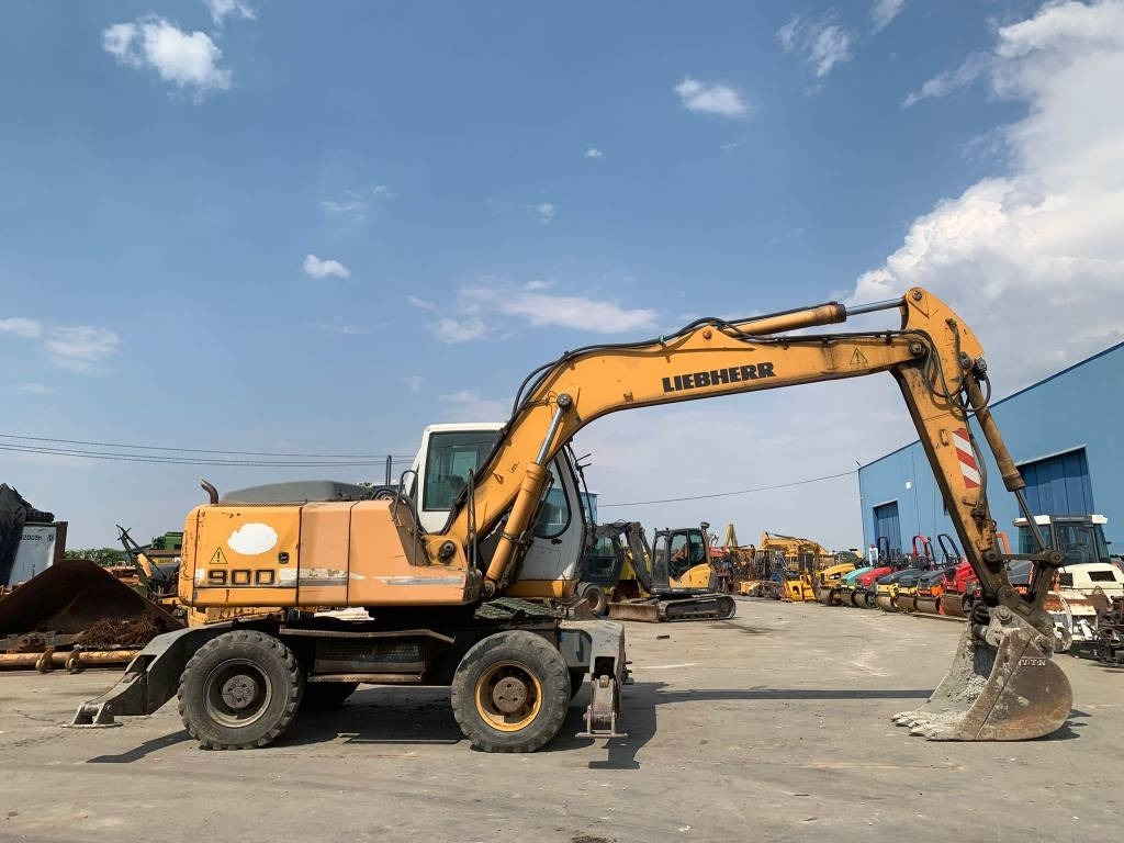 Liebherr A 900 C - Ratastel ekskavaator: pilt 3 Liebherr A 900 C - Ratastel ekskavaator: pilt 3