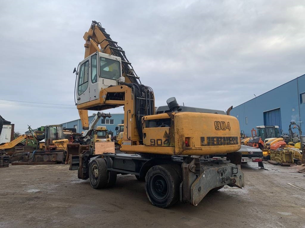 Liebherr A 904 C - Ratastel ekskavaator: pilt 3 Liebherr A 904 C - Ratastel ekskavaator: pilt 3