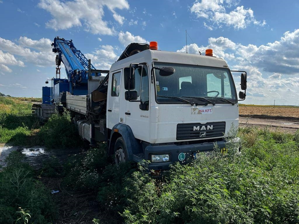 MAN LE 18.280 - Kraanaga veoauto: pilt 1 MAN LE 18.280 - Kraanaga veoauto: pilt 1