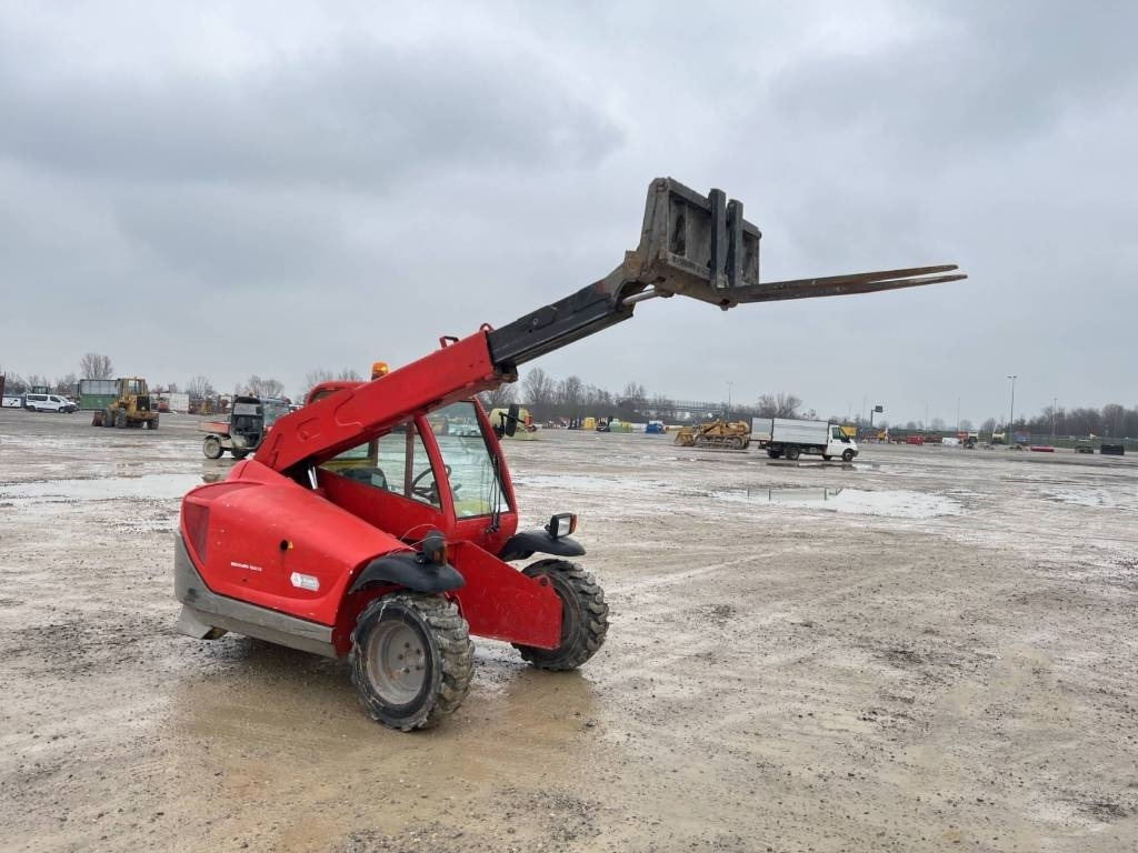Manitou SLT 415 EB - Teleskooplaadur: pilt 4 Manitou SLT 415 EB - Teleskooplaadur: pilt 4