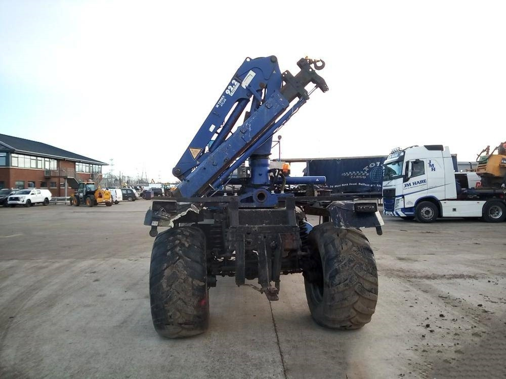 Mercedes-Benz Unimog - Kraanaga veoauto: pilt 5 Mercedes-Benz Unimog - Kraanaga veoauto: pilt 5