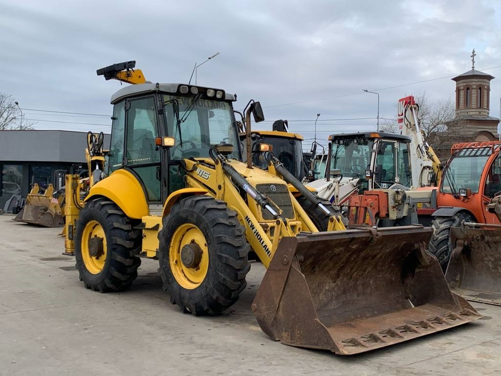 New Holland B 115 4PS - Ekskavaator-laadur: pilt 2 New Holland B 115 4PS - Ekskavaator-laadur: pilt 2