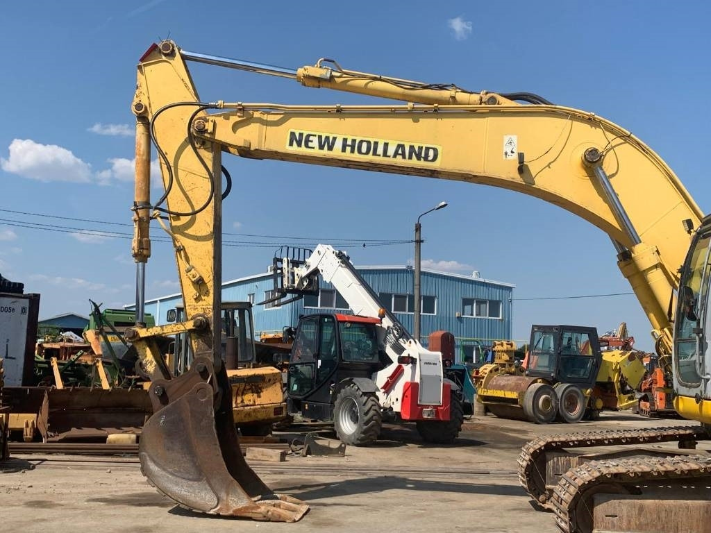 New Holland Kobelco E265 - Lintekskavaator: pilt 4 New Holland Kobelco E265 - Lintekskavaator: pilt 4