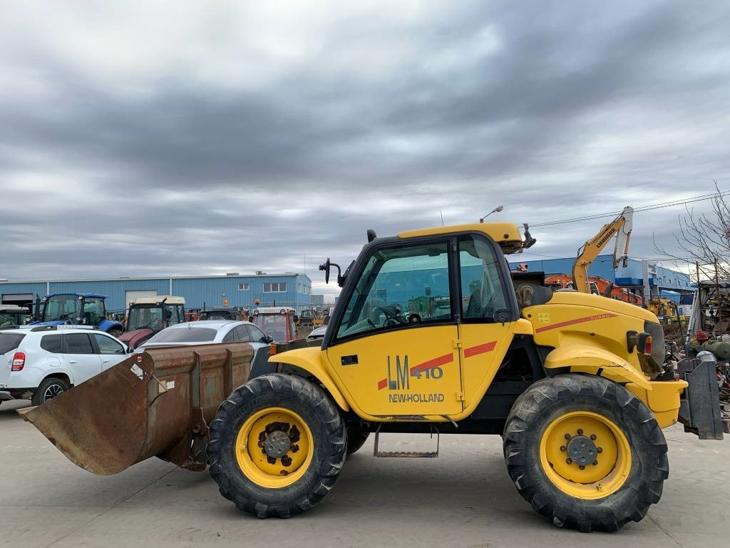 New Holland LM 410 - Teleskooplaadur: pilt 5 New Holland LM 410 - Teleskooplaadur: pilt 5