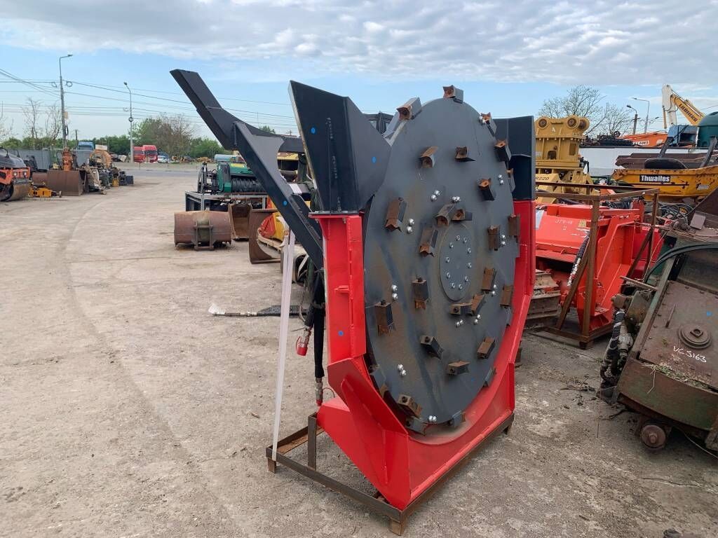 Raytree RMDM70 Mulcher Raytree RMDM70 Mulcher - Võsafrees: pilt 2 Raytree RMDM70 Mulcher Raytree RMDM70 Mulcher - Võsafrees: pilt 2