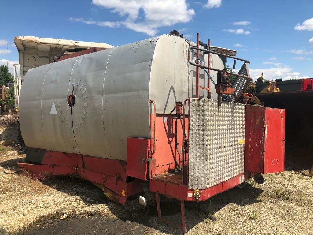 Strassmayr R7500 Strassmayr R7500 - Gudronaator: pilt 1 Strassmayr R7500 Strassmayr R7500 - Gudronaator: pilt 1