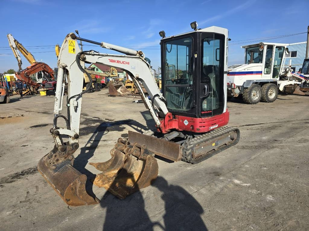 Takeuchi TB 23 R - Miniekskavaator: pilt 1 Takeuchi TB 23 R - Miniekskavaator: pilt 1