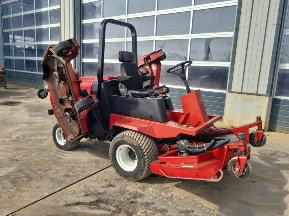 Toro GROUNDSMASTER 30410 - Muruniiduk: pilt 4 Toro GROUNDSMASTER 30410 - Muruniiduk: pilt 4