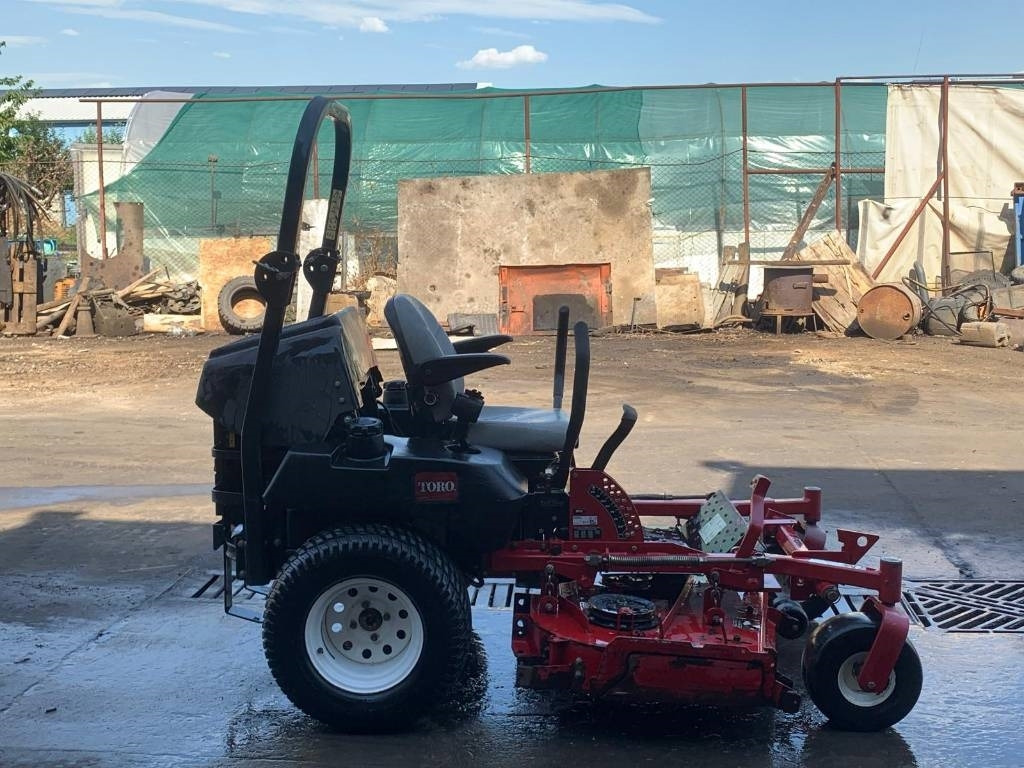Toro Z MASTER PROFESSIONAL 7000 - Muruniiduk: pilt 3 Toro Z MASTER PROFESSIONAL 7000 - Muruniiduk: pilt 3