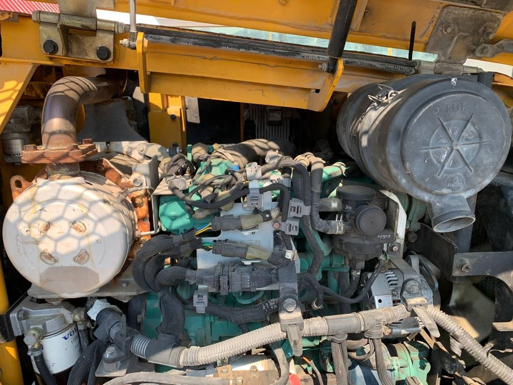 Miniekskavaator Volvo ECR 88 D: pilt 8