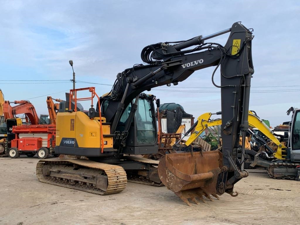 Volvo ECR145EL - Lintekskavaator: pilt 5 Volvo ECR145EL - Lintekskavaator: pilt 5