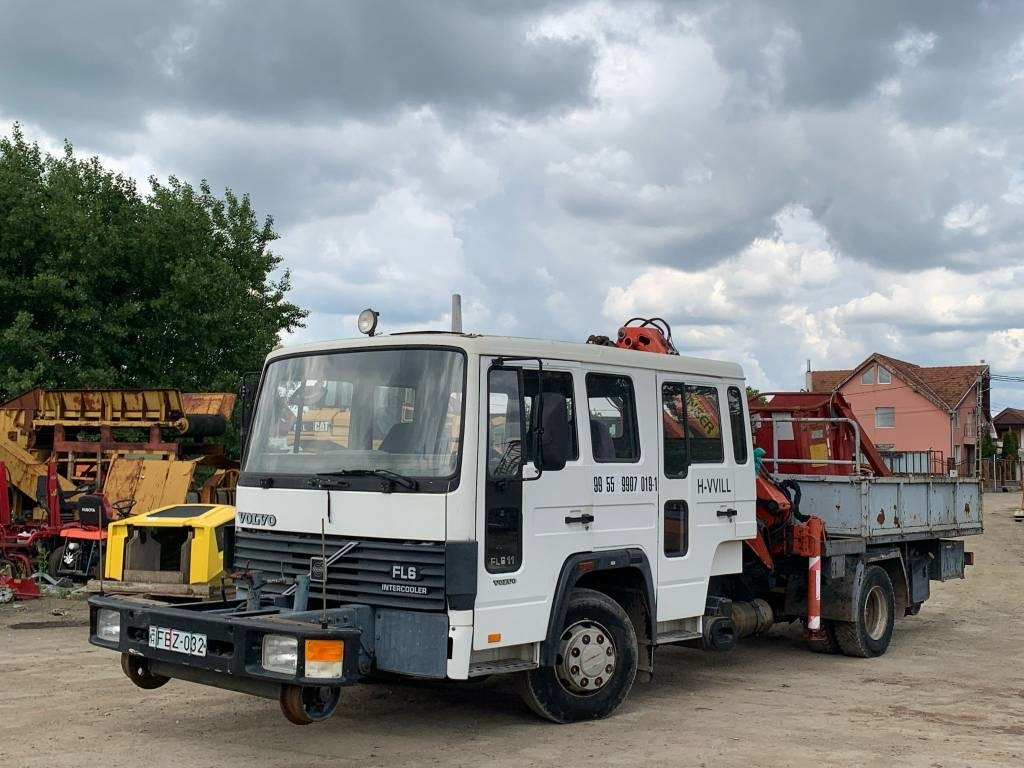 Volvo FL 611 Railway Truck - Kraanaga veoauto: pilt 4 Volvo FL 611 Railway Truck - Kraanaga veoauto: pilt 4