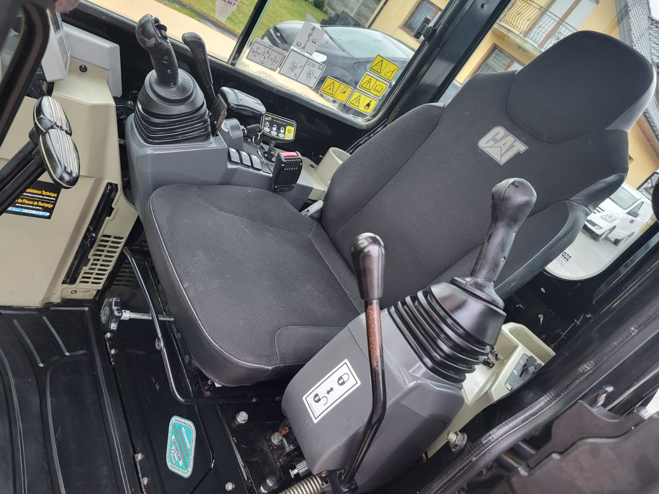 CATERPILLAR 305E CR - Miniekskavaator: pilt 2 CATERPILLAR 305E CR - Miniekskavaator: pilt 2