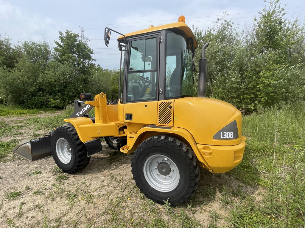 Volvo L30B PRO - Rataslaadur: pilt 1 Volvo L30B PRO - Rataslaadur: pilt 1