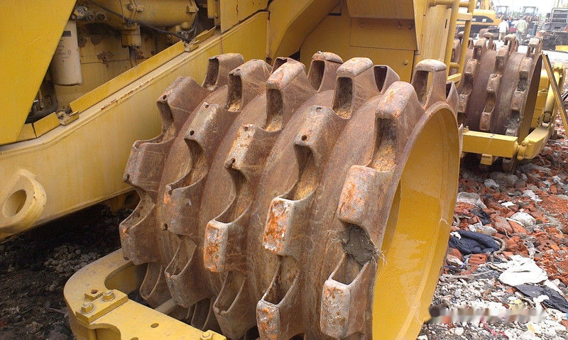Caterpillar 815B - Tihendaja: pilt 2 Caterpillar 815B - Tihendaja: pilt 2