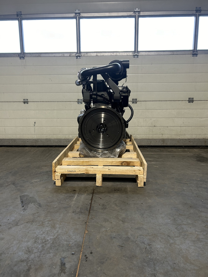 Yanmar 4TNV98T - Mootor - Muu seadmestik: pilt 5 Yanmar 4TNV98T - Mootor - Muu seadmestik: pilt 5