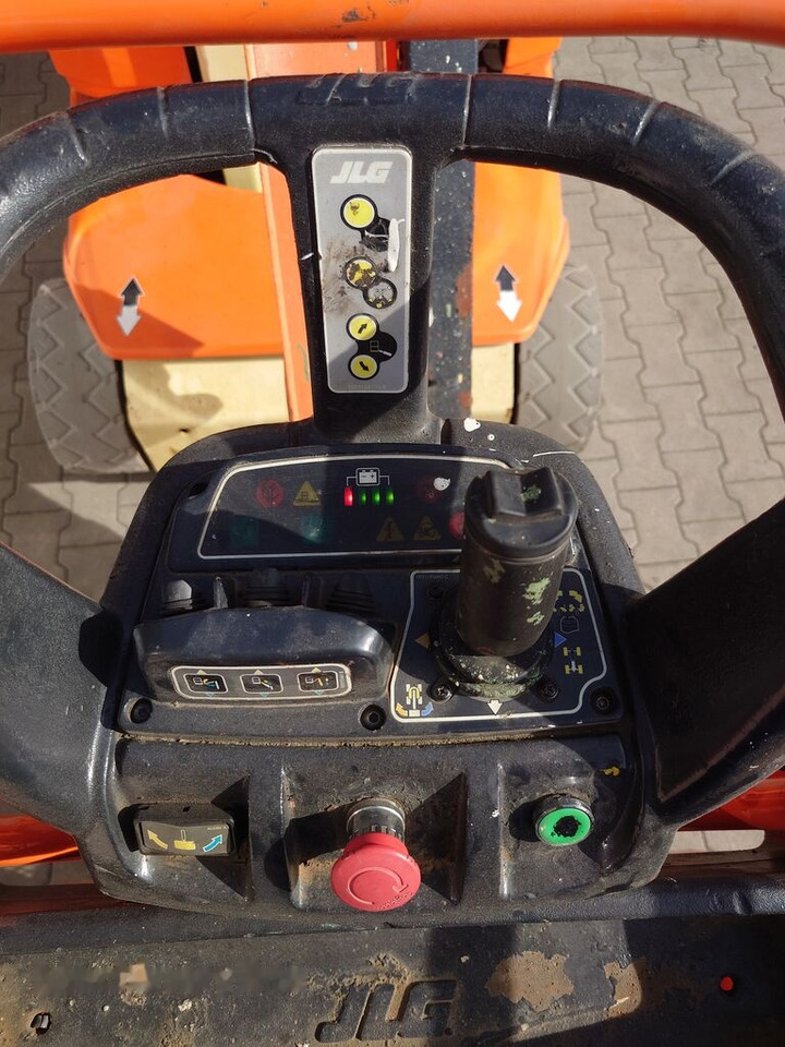 JLG TOUCAN 12E PLUS - Masttõstuk: pilt 5 JLG TOUCAN 12E PLUS - Masttõstuk: pilt 5