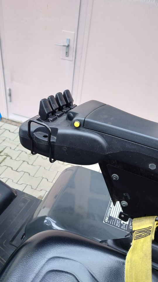 UniCarriers AG1N1L18Q - Elektritõstuk: pilt 4 UniCarriers AG1N1L18Q - Elektritõstuk: pilt 4