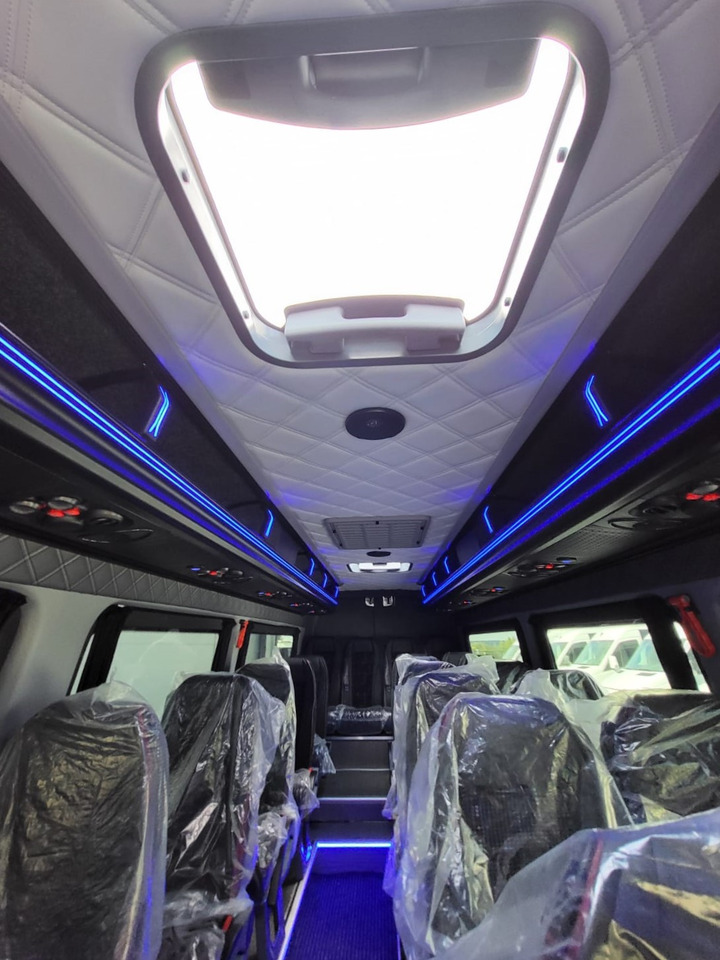 Maakonnaliini buss Mercedes-Benz Sprinter 519 CDI 24 places + 4 standing: pilt 16