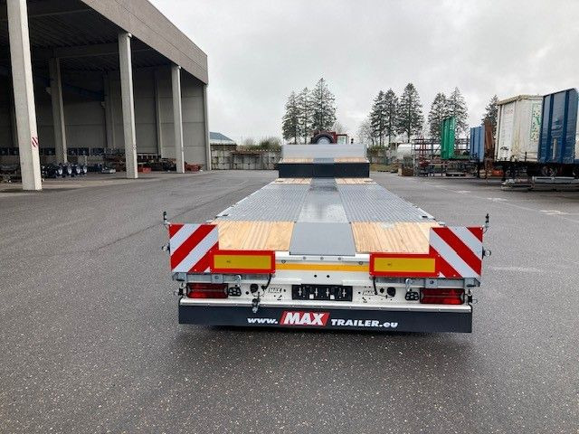 Faymonville MAXTRAILER 4 AXLE - Madal platvormpoolhaagis: pilt 4 Faymonville MAXTRAILER 4 AXLE - Madal platvormpoolhaagis: pilt 4