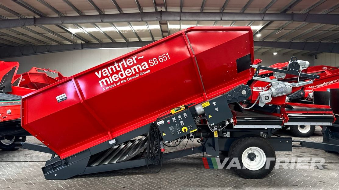 Miedema SB651 Receiving hopper - Hoiustamis seadmed: pilt 1 Miedema SB651 Receiving hopper - Hoiustamis seadmed: pilt 1