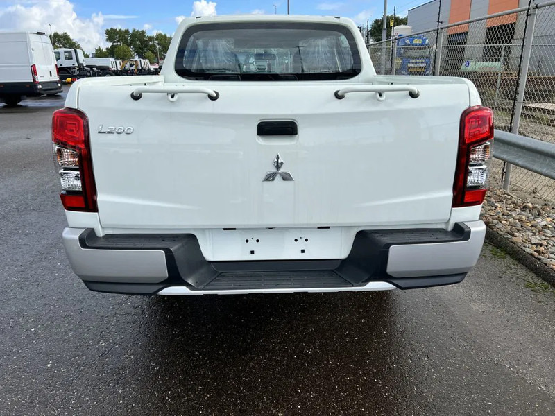 Mitsubishi L200 4x4 - 8 UNITS in WHITE 2.5 D GL Double Cab - EURO 2 - NEW!! Ready for work!!!** - Pikap, Meeskonnaauto: pilt 3 Mitsubishi L200 4x4 - 8 UNITS in WHITE 2.5 D GL Double Cab - EURO 2 - NEW!! Ready for work!!!** - Pikap, Meeskonnaauto: pilt 3