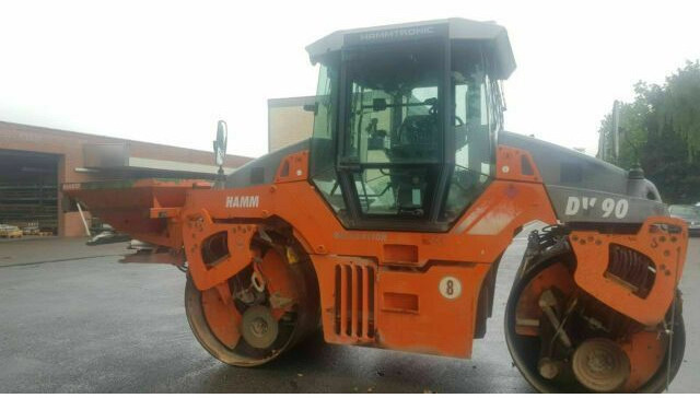 Hamm DV90 VO mit Streuer Klima Deutsche Maschine - Rullija: pilt 3 Hamm DV90 VO mit Streuer Klima Deutsche Maschine - Rullija: pilt 3