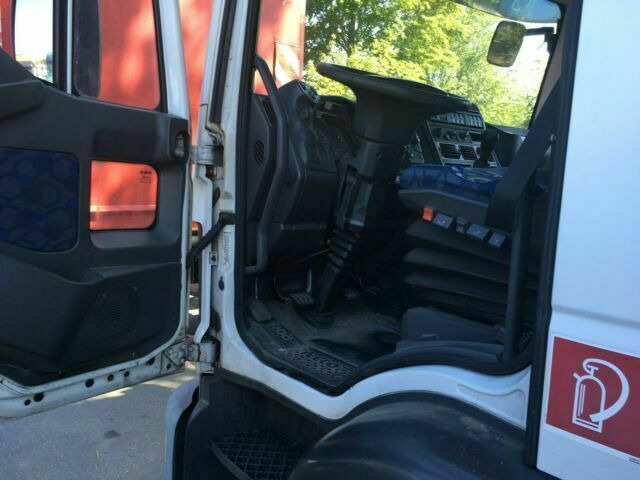 Iveco ML120 E22 Kühlkoffer LBW Deutsche Maschine - Külmutiga veoauto: pilt 5 Iveco ML120 E22 Kühlkoffer LBW Deutsche Maschine - Külmutiga veoauto: pilt 5
