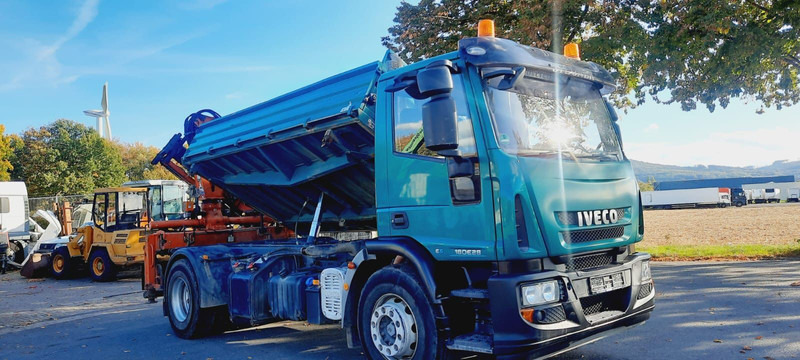 Iveco ML180E28K 4x2 mit Kran/Funk/Greifer - Kallurauto, Kraanaga veoauto: pilt 4 Iveco ML180E28K 4x2 mit Kran/Funk/Greifer - Kallurauto, Kraanaga veoauto: pilt 4