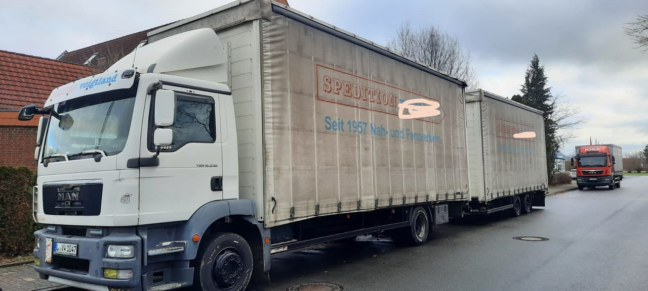 MAN 12.250 TGM Jumbo Mit Anhänger - Tent veoauto, Tenthaagis: pilt 1 MAN 12.250 TGM Jumbo Mit Anhänger - Tent veoauto, Tenthaagis: pilt 1