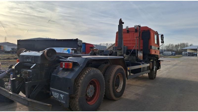 MAN 26.272 K Abroller Blatt/Blatt 6x4 - Konkstõstukiga veoauto: pilt 2 MAN 26.272 K Abroller Blatt/Blatt 6x4 - Konkstõstukiga veoauto: pilt 2