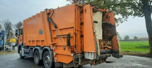 MAN 26.320 Müllwagen Faun Variopress - Prügiauto: pilt 4 MAN 26.320 Müllwagen Faun Variopress - Prügiauto: pilt 4