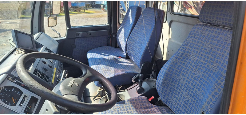 Kallurauto, Kraanaga veoauto MAN TGM 18.240PS 4x4 3.S-Kipper mit Kran: pilt 11