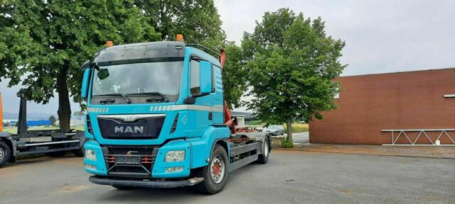MAN TGS 18.440 Abroller mit Funk +Kran vor. - Konkstõstukiga veoauto, Kraanaga veoauto: pilt 1 MAN TGS 18.440 Abroller mit Funk +Kran vor. - Konkstõstukiga veoauto, Kraanaga veoauto: pilt 1