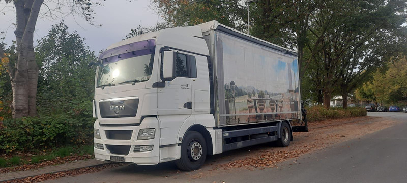 MAN TGX 18.360PS 4x2 G.Haus Kran+Funk - Tent veoauto, Kraanaga veoauto: pilt 1 MAN TGX 18.360PS 4x2 G.Haus Kran+Funk - Tent veoauto, Kraanaga veoauto: pilt 1