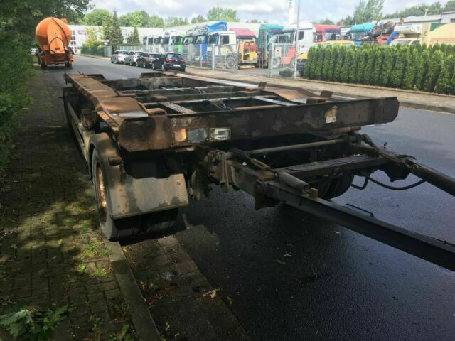 Meiller K18 ZL5 Deutsches Fahrzeug - Konteinerveduk/ Tõstuk järelhaagis: pilt 4 Meiller K18 ZL5 Deutsches Fahrzeug - Konteinerveduk/ Tõstuk järelhaagis: pilt 4
