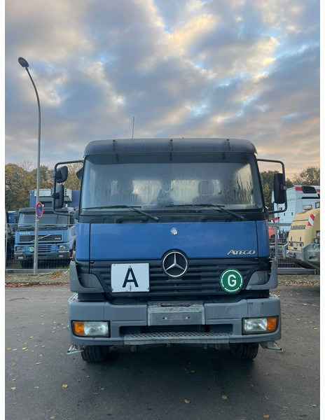 Mercedes-Benz 1828 Absetzkipper - Nöörtõstukiga veoauto: pilt 3 Mercedes-Benz 1828 Absetzkipper - Nöörtõstukiga veoauto: pilt 3