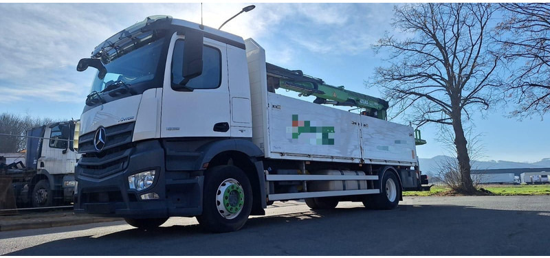 Mercedes-Benz 1835 Antos 4x2 Klima 1-Hand - Madelveok/ Platvormveok, Kraanaga veoauto: pilt 1 Mercedes-Benz 1835 Antos 4x2 Klima 1-Hand - Madelveok/ Platvormveok, Kraanaga veoauto: pilt 1