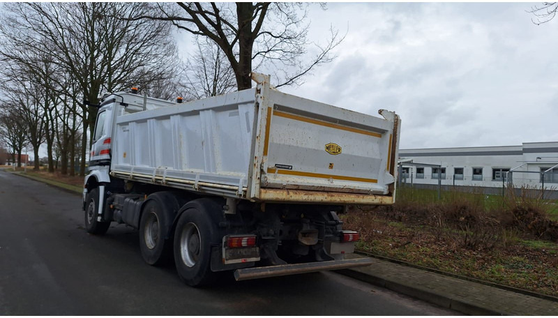 Mercedes-Benz 2651 3351K 6x6 HD Arocs 5 Nur Aufbau - Kallurauto: pilt 1 Mercedes-Benz 2651 3351K 6x6 HD Arocs 5 Nur Aufbau - Kallurauto: pilt 1