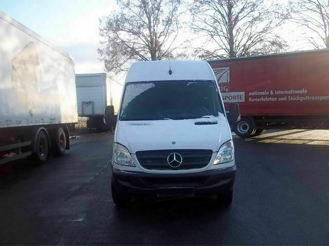 Mercedes-Benz 300-serie 311 Maxi Lang Hoch German Truck - Kaubik: pilt 1 Mercedes-Benz 300-serie 311 Maxi Lang Hoch German Truck - Kaubik: pilt 1