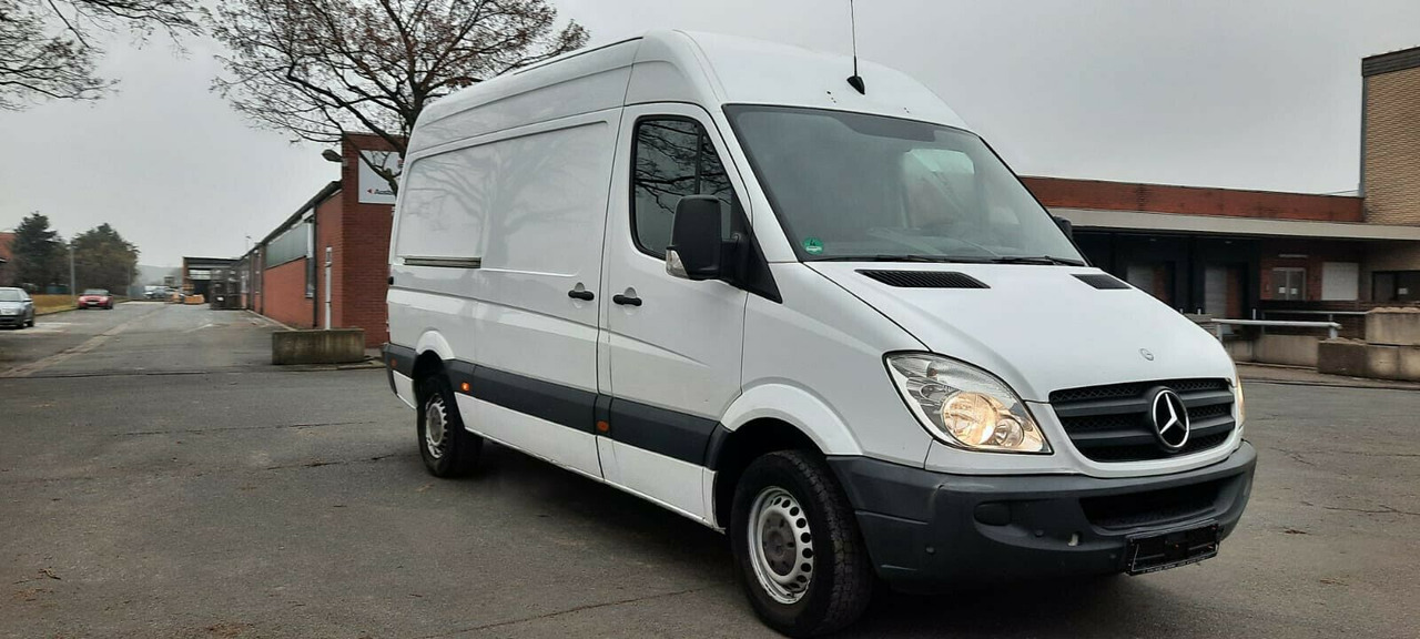 Mercedes-Benz 313 Kstenwagen - Kaubik: pilt 1 Mercedes-Benz 313 Kstenwagen - Kaubik: pilt 1