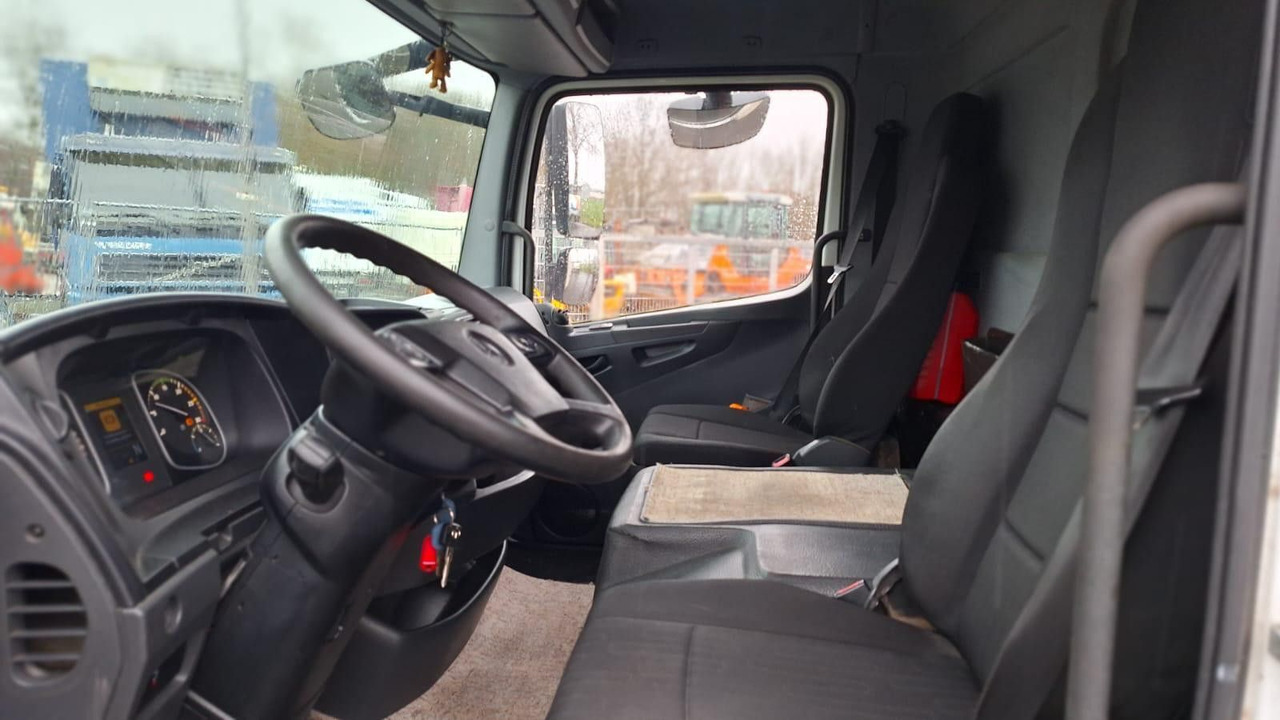 Mercedes-Benz 816 Atego 4x2 Plane Spriegel Klima - Tent tarbesõiduk: pilt 2 Mercedes-Benz 816 Atego 4x2 Plane Spriegel Klima - Tent tarbesõiduk: pilt 2